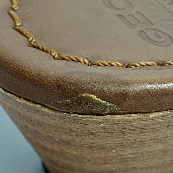 Geox Women’s Artisan Sandal Flip Flops Thong Brown Leather Gold Flower Size 8.5 - Picture 10 of 10